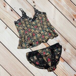 NWOT Silkscreen M floral 100% silk cami & underwear set
